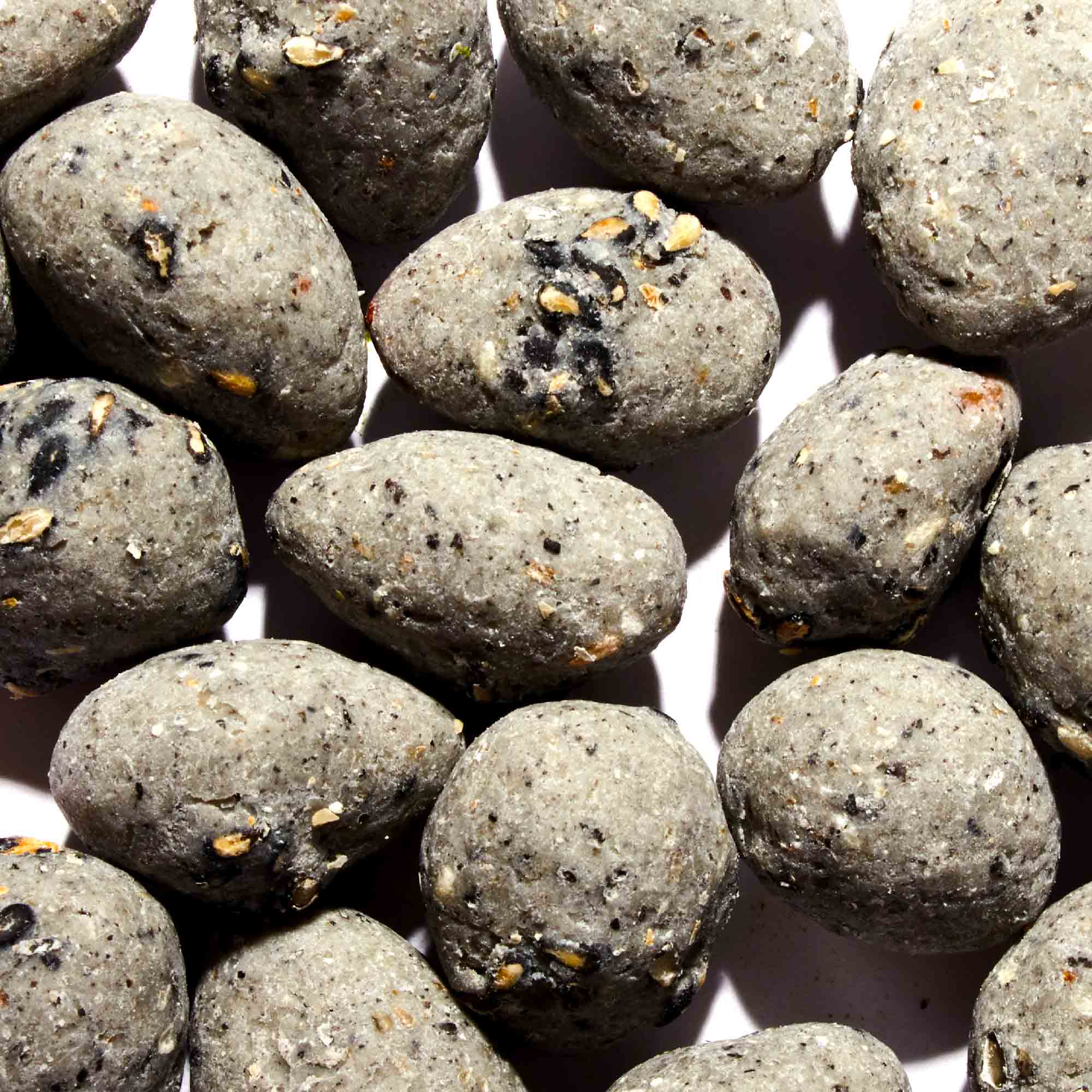 Tom's Korean Style Almonds: Black Sesame - Image 3